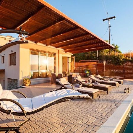Seaside Summer Bliss - Aurora Luxury Pool Paradise Petalídhion Eksteriør billede