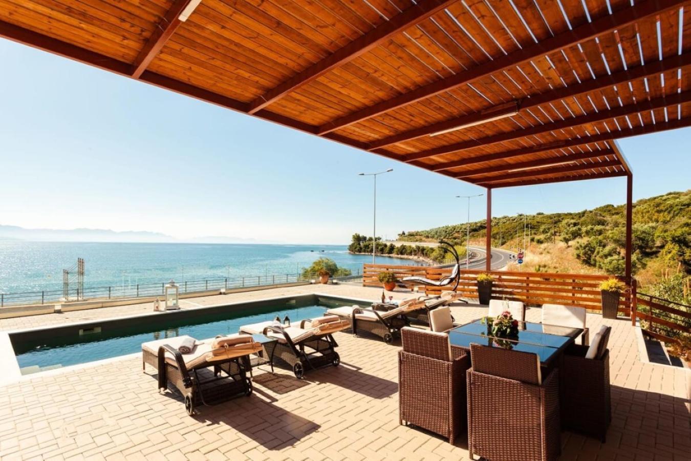 Seaside Summer Bliss - Aurora Luxury Pool Paradise Petalídhion Eksteriør billede